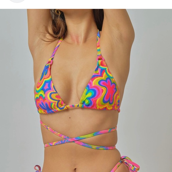 Blackbough Other - Blackbough Sour Slush swimsuit- top & bottom- worn once